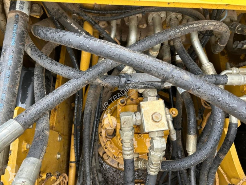 Excavator Caterpillar 320
