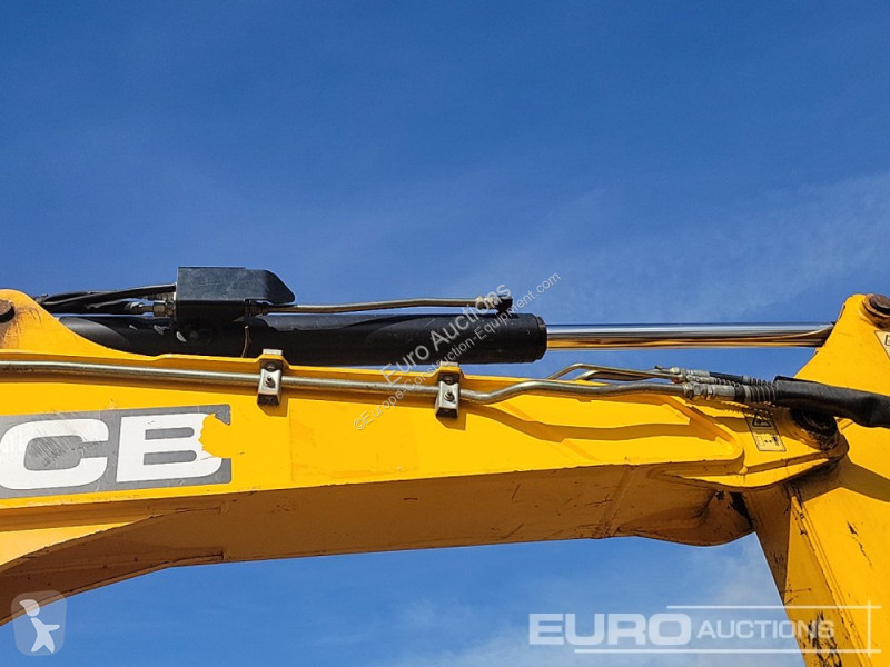 Lopatový nakládač JCB 86C-1