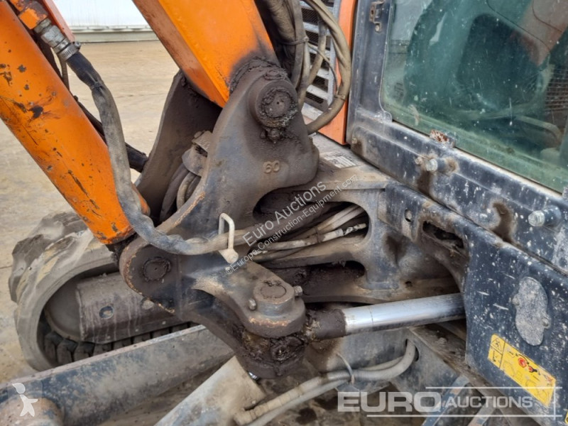 Lopatový nakládač Doosan DX63-3