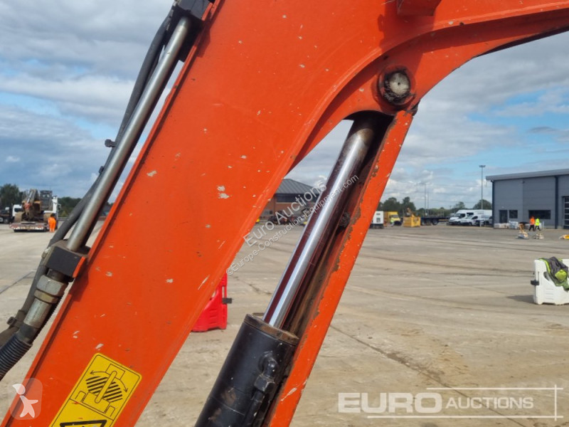Lopatový nakládač Kubota KX101-3