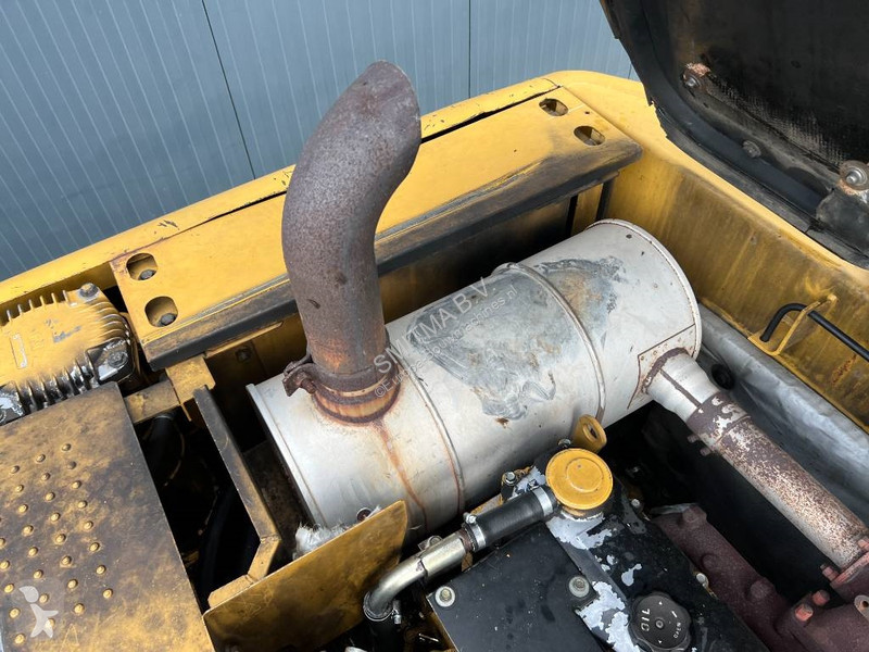 جرافة Caterpillar L