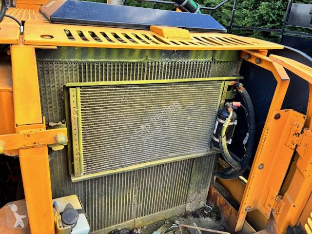 Lopatový nakládač JCB BIGFLOAT 220LC