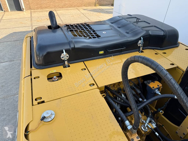 جرافة Caterpillar 3 - New / Unused / Hammer Lines