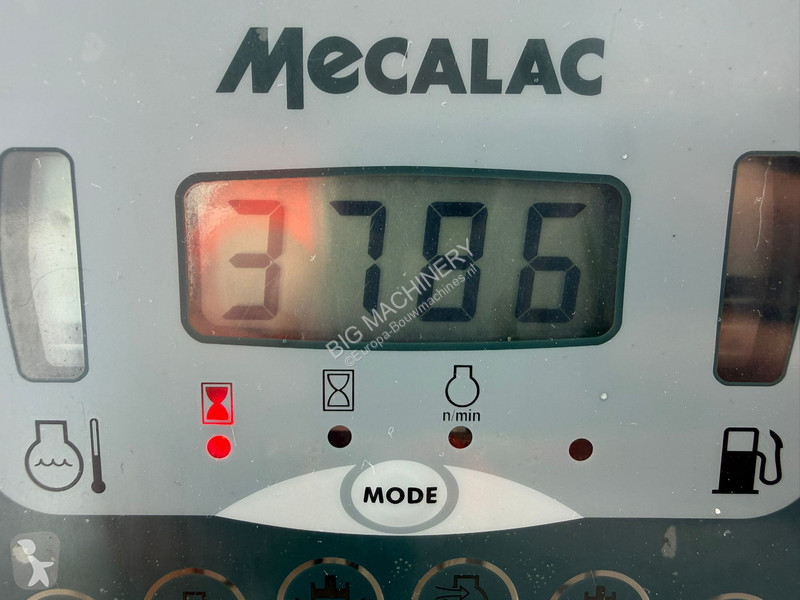 جرافة Mecalac incl. 5 x bucket