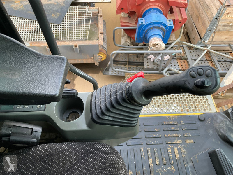 Skovl Komatsu Engcon and 3 x bucket