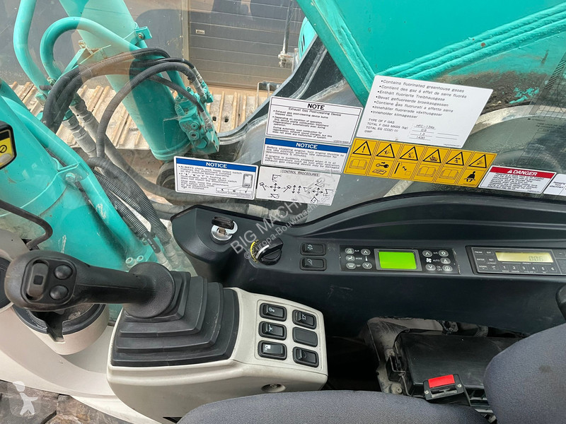 جرافة Kobelco SK350LC-10