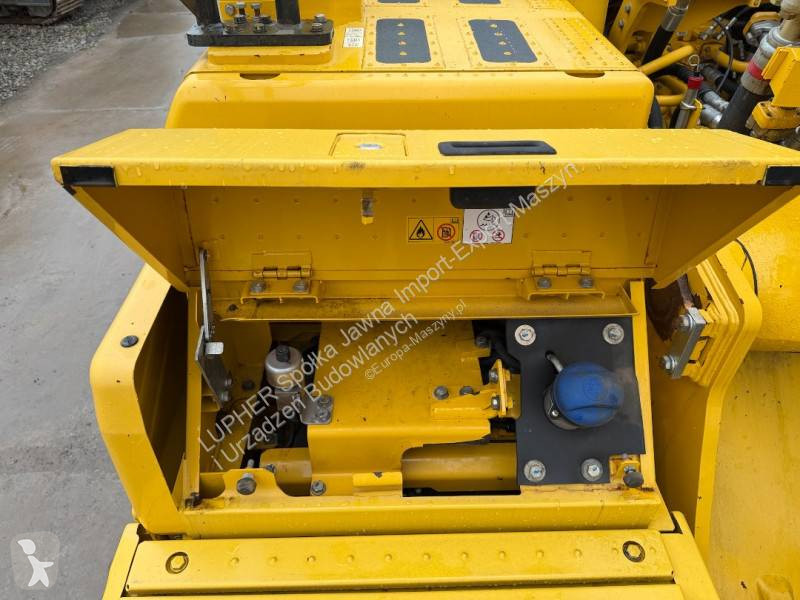 جرافة Komatsu PC360LC-11E0