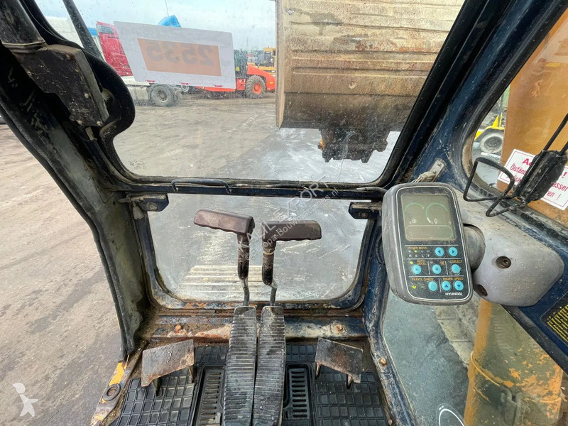 Rýpadlo Hyundai Robex 210 LC-3 Track Excavator...