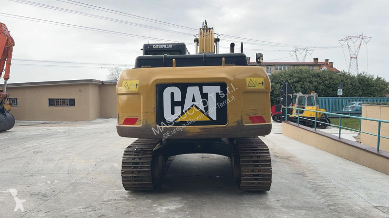 جرافة Caterpillar