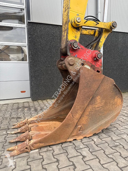 جرافة Komatsu