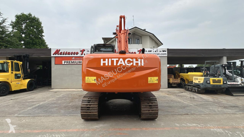 Escavatore Hitachi