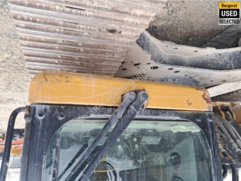 Excavadora Caterpillar 323