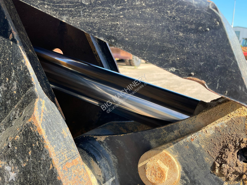 Escavatore Caterpillar D VA - Outriggers + Blade