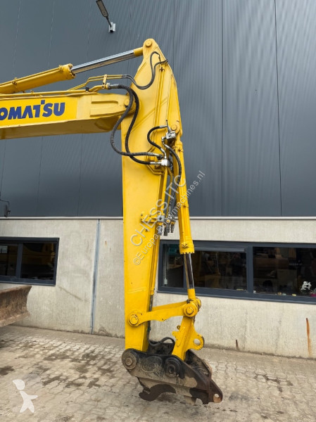 جرافة Komatsu 220-7 - 220 - 200 -