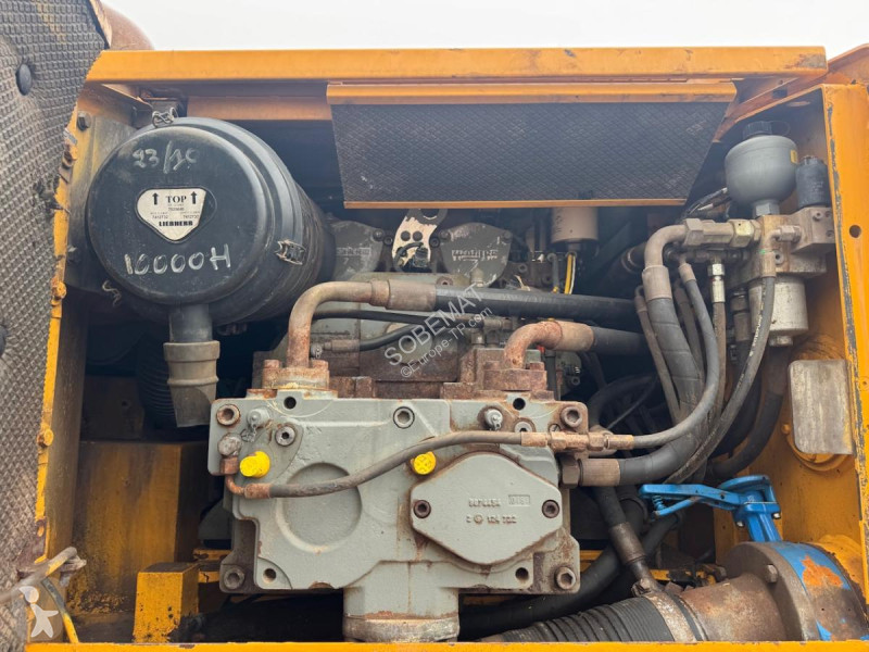 جرافة Liebherr A904C