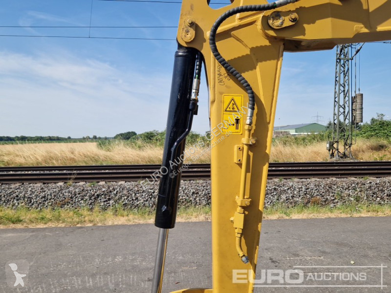 جرافة Caterpillar 305.5 E2