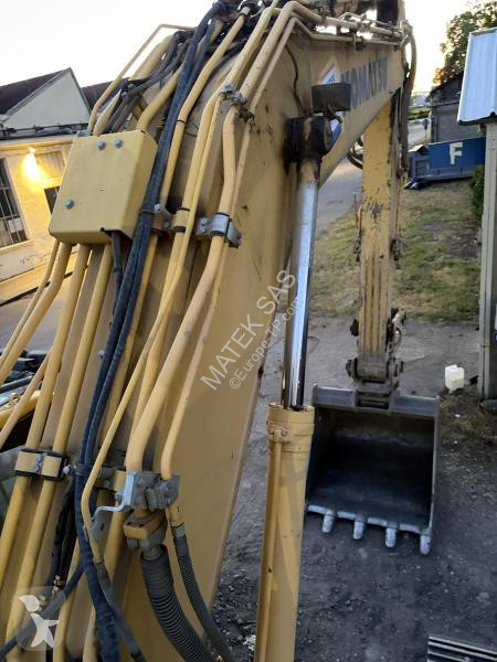 جرافة Komatsu