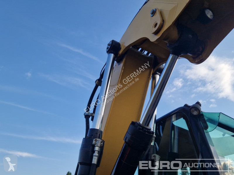 Escavatore Caterpillar D