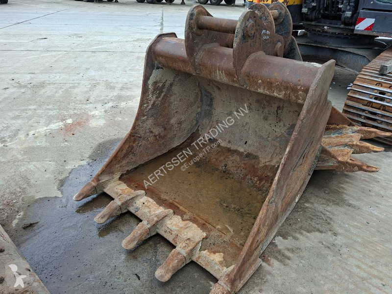 جرافة Volvo (+3 Buckets)
