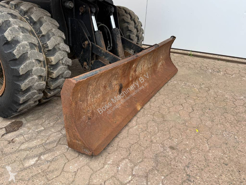 Rýpadlo JCB - Hammer Lines / Blade