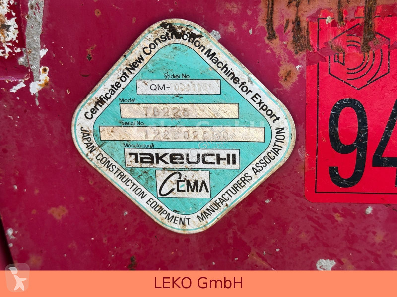 Lopatový nakládač Takeuchi Mit Zwei Löffeln