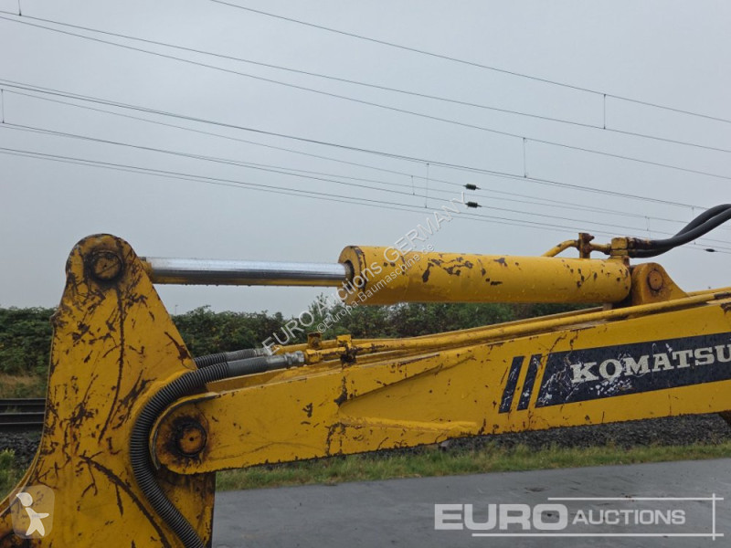 Excavator Komatsu 3