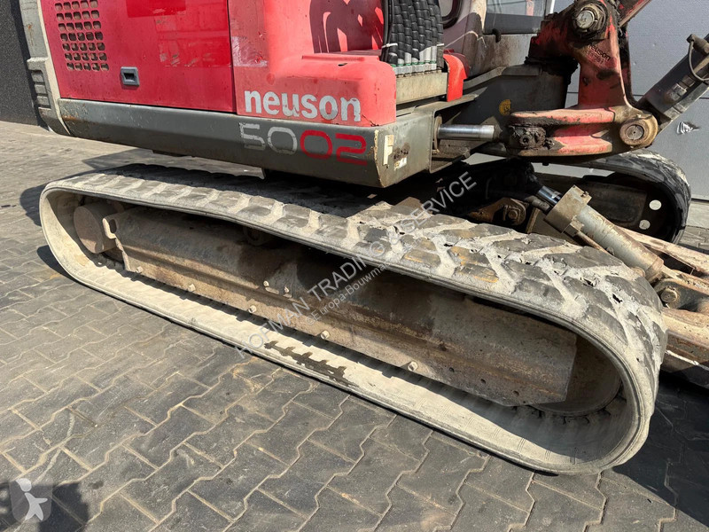 Pelle Neuson 5002RD