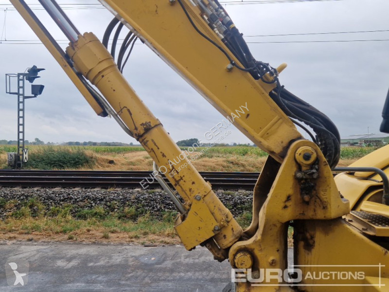 Экскаватор Komatsu PC118MR3