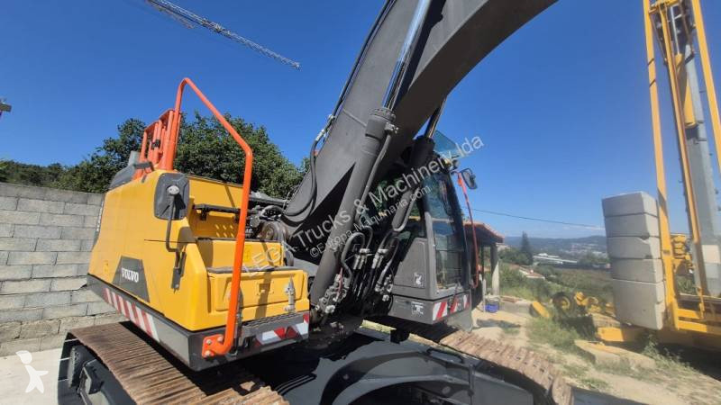 Rýpadlo Volvo EC250ENL
