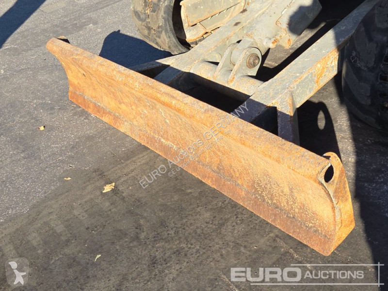 جرافة Volvo ECR25D