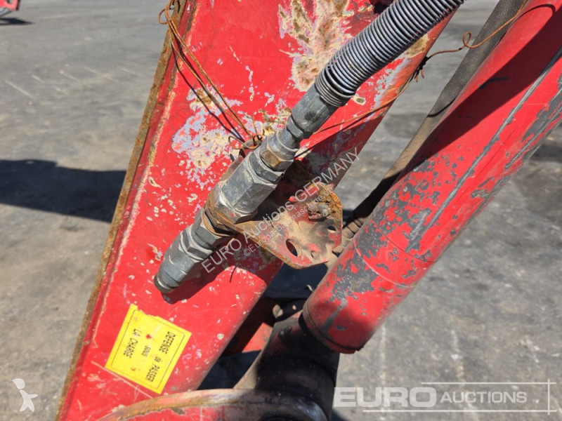 جرافة Volvo ECR50D