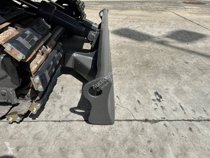 جرافة Volvo D