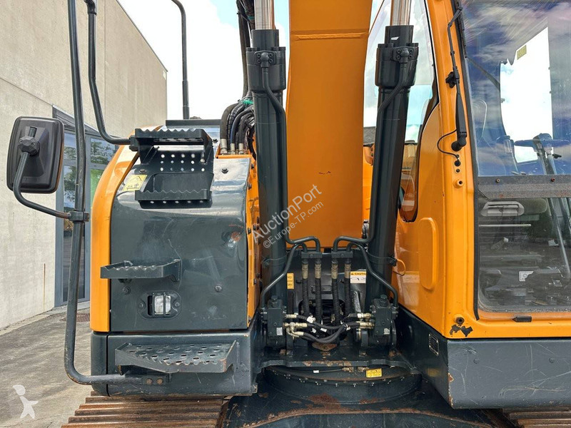 جرافة Hyundai HX130 LCR