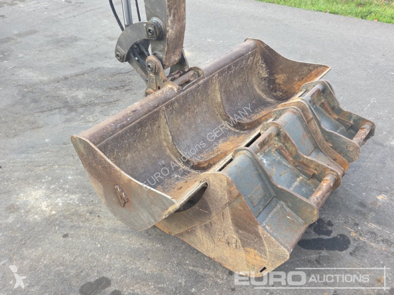 Багер Volvo F