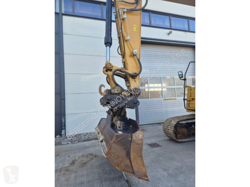Lopatový nakládač Caterpillar 325FLCR
