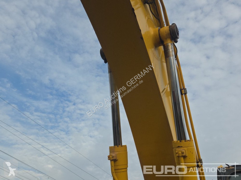 Багер Komatsu LC-11E0