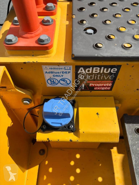 Pelle Volvo 250 ENL (Two buckets)