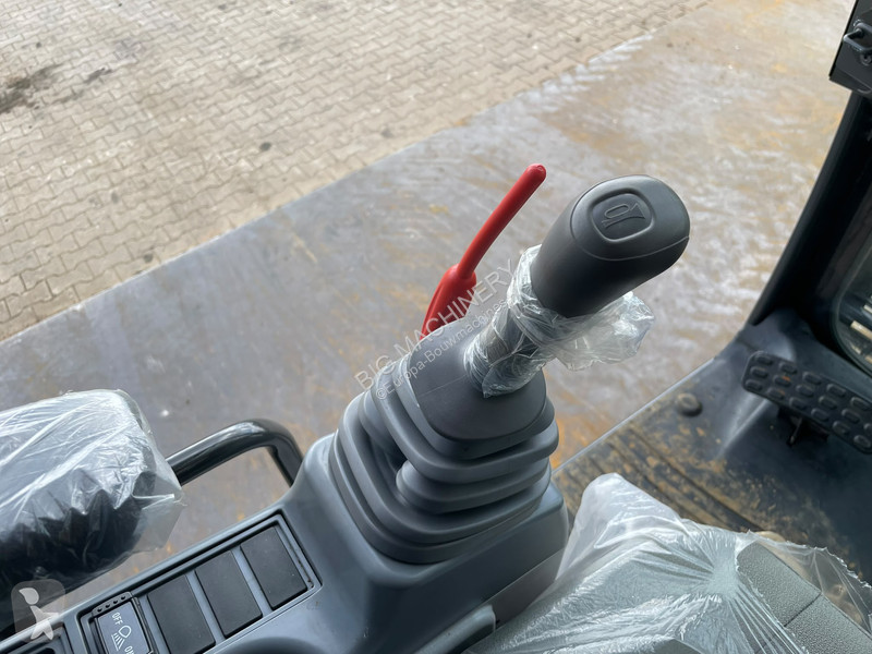 Pelle Hitachi ZX220LC-5G