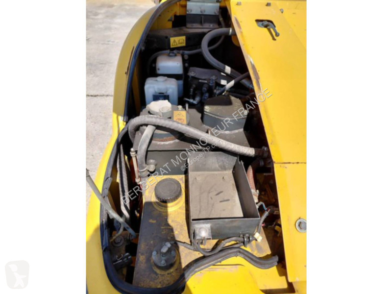 Багер Komatsu PC118MR