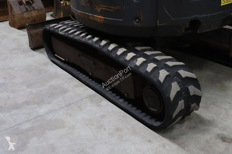 Багер Bobcat