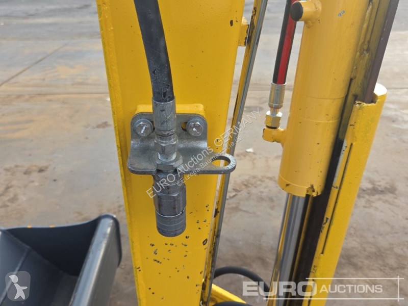 Багер Komatsu