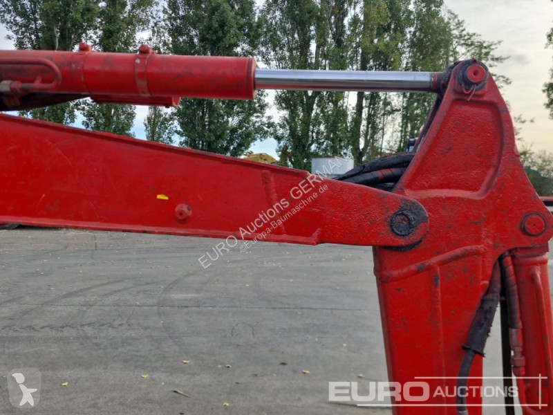 Багер Volvo ECR25D