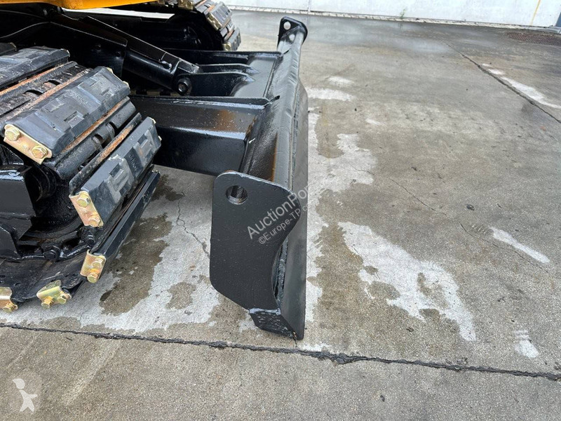 Graafmachine JCB 8056