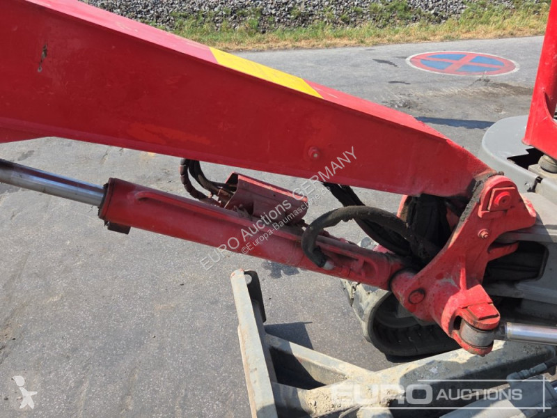 Graafmachine Volvo ECR25D