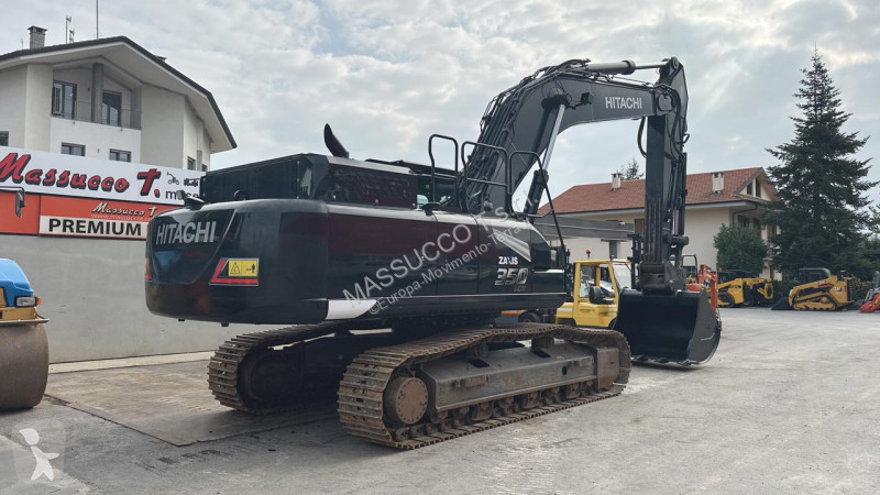Екскаватор Hitachi 7