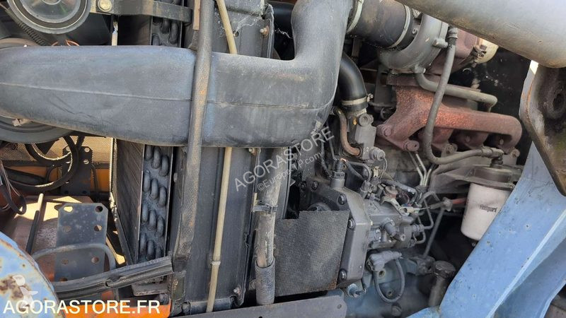 Renault DIVERS excavator