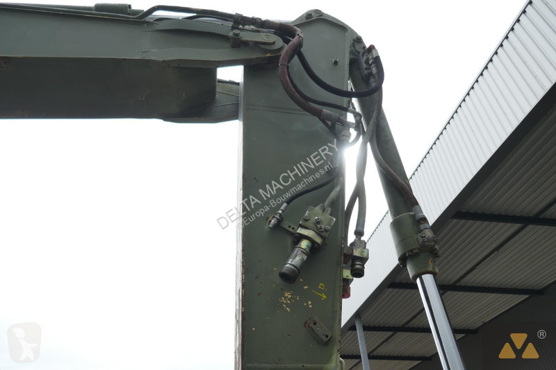 Koparka Caterpillar Ex-army
