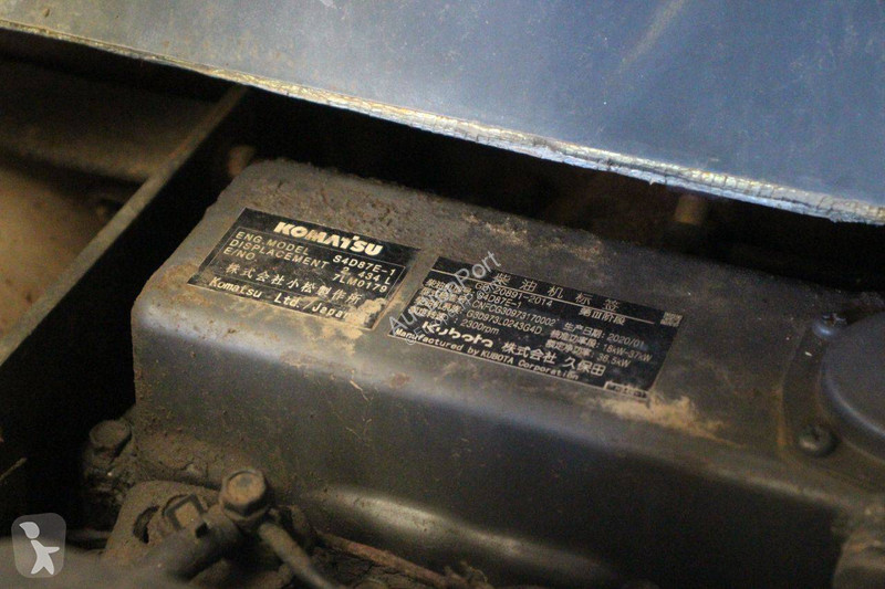 Excavadora Komatsu 7