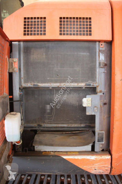 جرافة Hitachi 5B