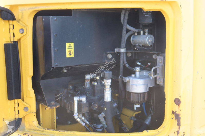 جرافة New Holland Kobelco